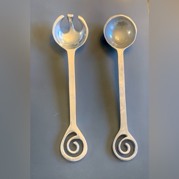 Vintage aluminum salad utensils fork spoon silver metal kitchen decor 13 x 3 in. - Picture 3 of 5